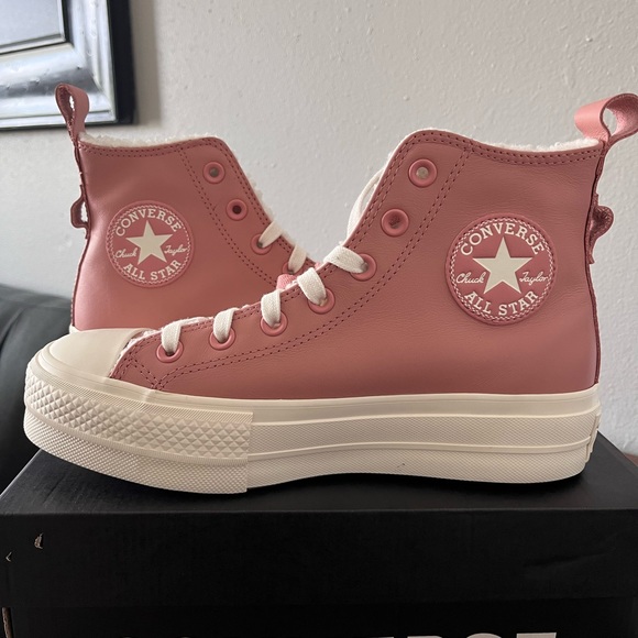 NWT Women's Converse Lift Hi leather sneakers with sherpa inside - Pink -A04256C - Picture 2 of 10